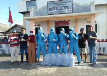 Tim RGT dan Pemuda Tolondadu II Gelar Penyemprotan Cairan Disinfektan