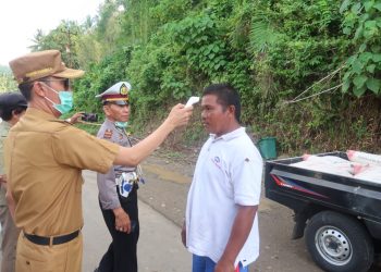 Bupati Bolsel Kembali Tinjau Posko Gugus Tugas Covid-19 di Depan RSUD Bolsel