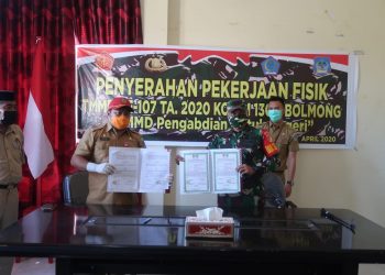 Sekda Bolsel Teken Berita Acara Pekerjaan TMMD Tahun 2020