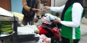 Cegah Covid-19, Fatayat NU Kotamobagu Bagikan Masker Gratis