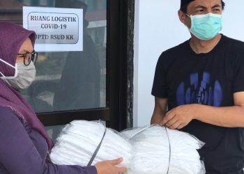 INHOTCH Serahkan Bantuan APD di RSUD Kotamobagu