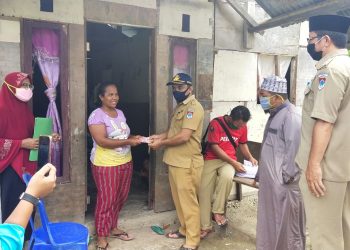 Pemdes Bulawan Dua Salurkan BLT DD