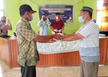 180 KK Desa Biontong Terima BLT Dana Desa