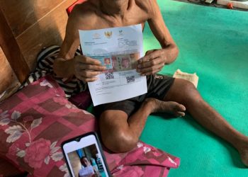 Instruksikan Penyaluran BST di Kecamatan, Bupati Sehan Landjar Apresiasi PT POS