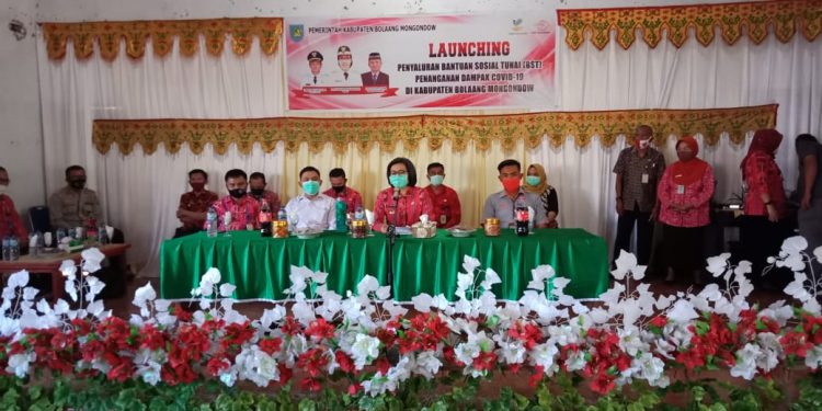Penanganan Dampak Covid-19, Yasti Salurkan BST Kemensos RI