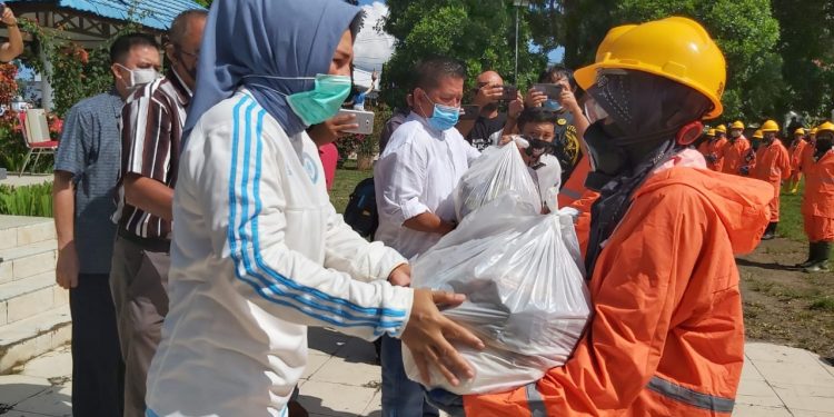 234 Pasukan Orange Kotamobagu Diberi Bantuan