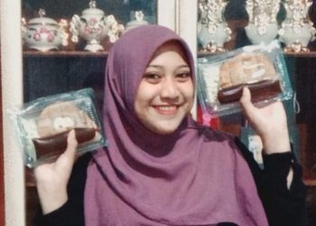 Pempek Lezat Buatan Rara Korompot, Diminati Banyak Orang