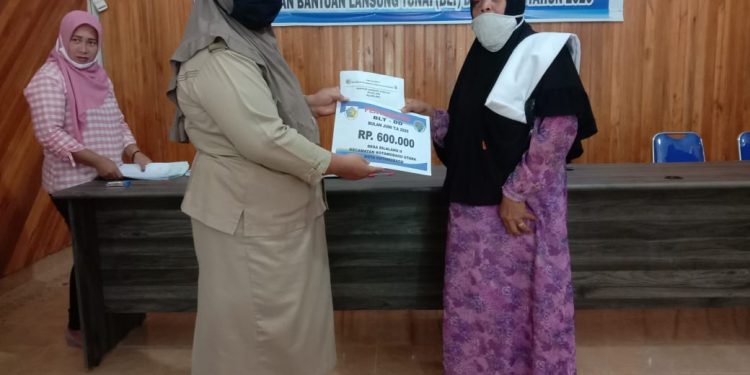 Penyaluran BLT Bilalang II Berlangsung Tertib dan Memperhatikan Protokol Kesehatan