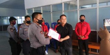 DPC PDIP Boltim Resmi Laporkan Pembakaran Bendera Partai Oleh Pendemo