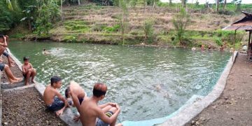 Kolam Wisata Tabali Desa Moyag, Ramai Dikunjungi
