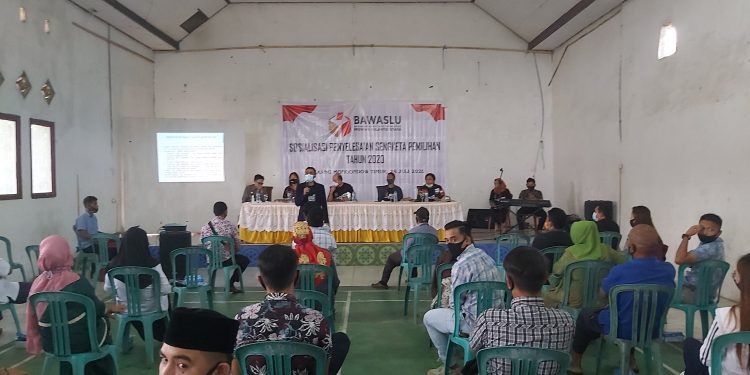 Bawaslu Gelar Sosialisasi Penyelesaian Sengketa Pemilu 2020 di Boltim