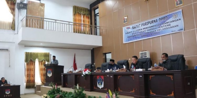 DPRD Dan Pemkab Boltim Paripurnakan Ranperda APBD 2019