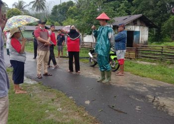 Camat Helumo Dampingi Bupati Bolsel Tinjau Banjir