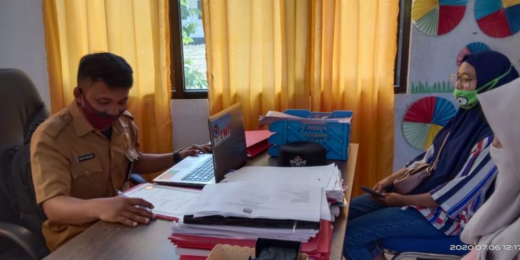 Warga SKB Bolsel Mulai Ambil Ijasah Paket