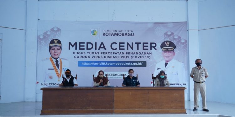 Hasil KERT, Perempuan Umur 50 Tahun Positif Covid-19