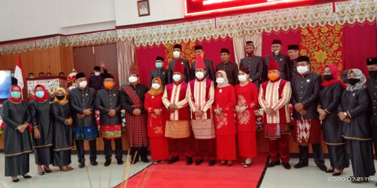 DPRD Gelar Paripurna Istimewa Peringati HUT Bolsel Ke-12