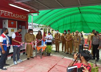 Yani Tuuk Resmikan Pertashop Dumoga Timur