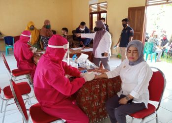 Seluruh Personil KPU Bolsel Jalani Pemeriksaan Rapid Test