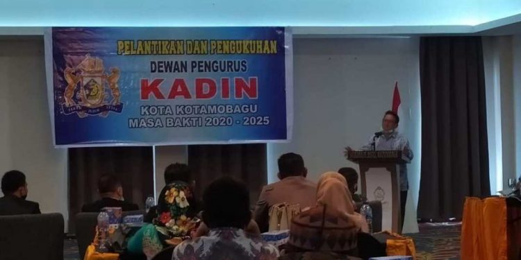 Pengurus KADIN Kotamobagu Dilantik, Nayodo Sampiakan Pesan Ini