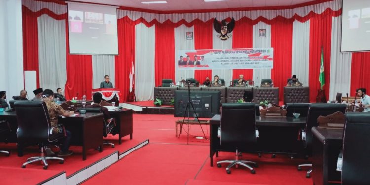 Ketua DPRD Kotamobagu Buka Sidang Paripurna Penyampaian Rekomendasi LKPJ 2019