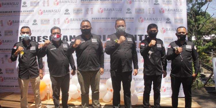 Dihadiri Bawaslu RI, Bawaslu Sulut Resmikan Gedung Media Centre