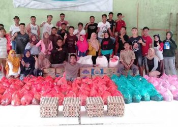 Dibantu Remaja Masjid, Pemdes Tombolango Bantu Warga Bolsel Terkena Banjir