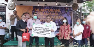 Kaban BP2MI RI Bantu Korban Bencana Banjir Bolsel dan Bolmong