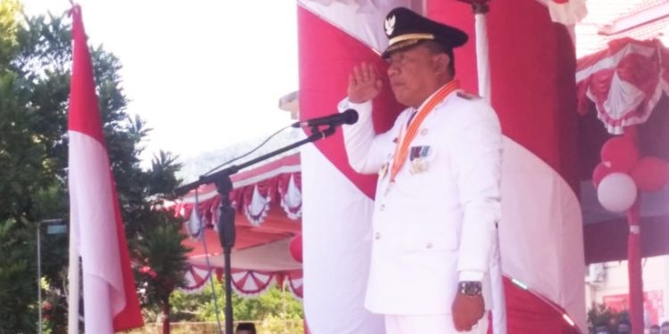 HUT RI ke-75, Bupati Bolmut Terapkan Protokol Kesehatan Pimpin Upacara