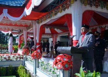 Ketua DPRD Kotamobagu Baca Naskah Proklamasi di HUT ke-75 RI