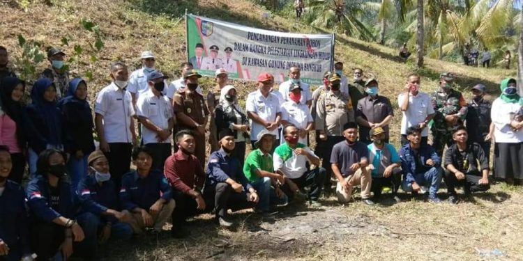 Antisipasi Banjir Serta Longsor, Bupati Dan Ketua DPRD Bolmut Canangkan Penanaman Pohon