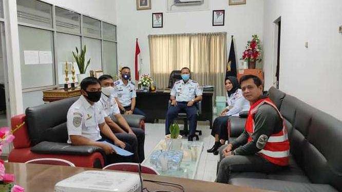 Dishub Kotamobagu Dapat 41 Unit PJU dari Kemenhub RI