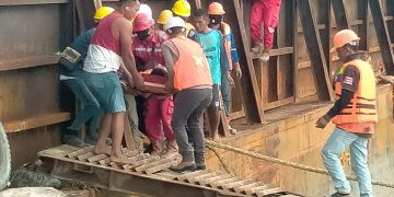 Dua Pekerja TKBM Alami Kecelakaan di Pelabuhan Khusus PLTU Desa Binjeita