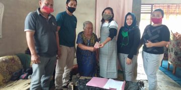 Pemdes Pangian Salurkan BLT Tahap ke Enam