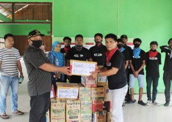 Aliansi Pemuda Mahasiswa Sangihe Bantu Korban Bencana Bolmong-Bolsel