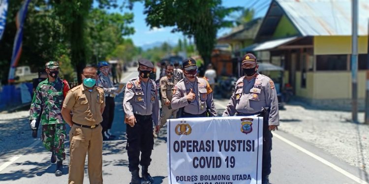 Libatkan TNI dan Pemda, Polres Bolmut Gelar Operasi Yustisi Protokol Kesehatan