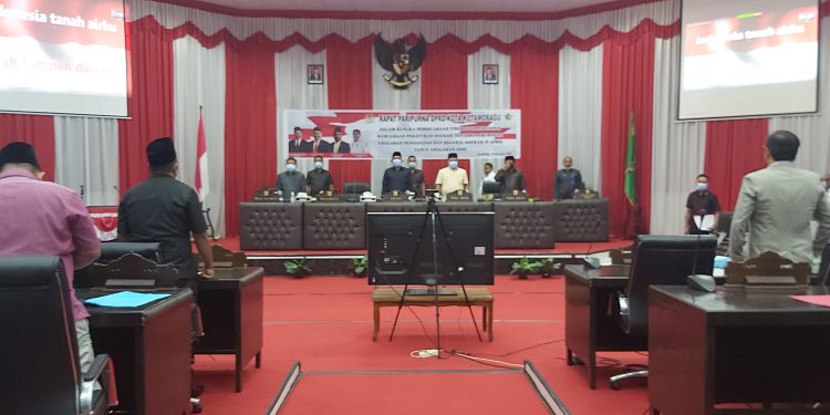 Wali Kota Kotamobagu Hadiri Paripurna Penetapan APBD-P Secara Virtual