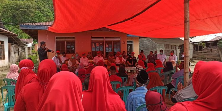 Hari Kedua di Posigadan, Iskandar Bersama Deddy Banjir Dukungan