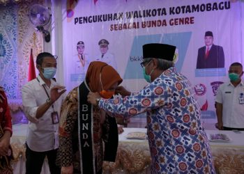 Tatong Bara Dinobatkan Sebagai Bunda Genre Kotamobagu