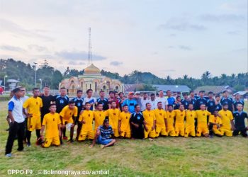 Pertandingan Persahabatan FC Biontong dan FC Desa Pangi Berakhir Seri