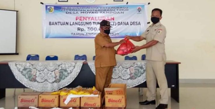 Moyag Tampoan Terima 115 Paket Sembako Dari Dinsos Kotamobagu
