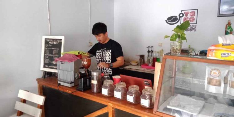 Bisnis Kopi Sejak 2018, Irwan Tetap Pertahankan Kualitas
