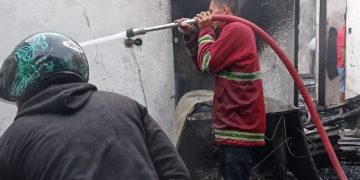 Setelah Molinow, Si jago Merah Melahap Rumah di Desa Pontodon Timur