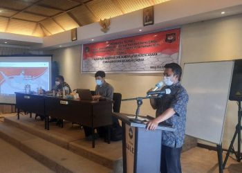 Tahlis Gallang Buka Bimtek SIPD