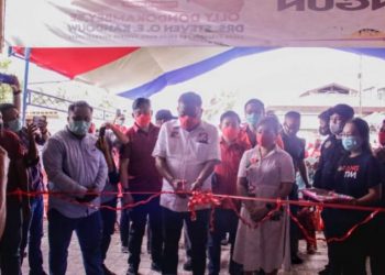 Yasti Dampingi Olly Dondokambey Resmikan Sekretariat YSM Center