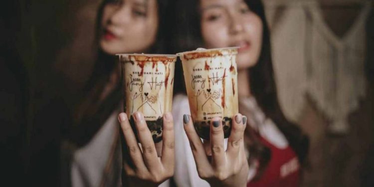 Punya Dua Outlet Boba, Noval Raih Omset Hingga Puluhan Juta Tiap Bulannya
