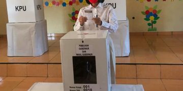 Mencoblos di TPS 10 Matali, Yasti Ingatkan Jaga Keamanan, Ketertiban dan Hindari Kerumunan