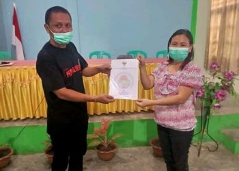 Grace Wauran Terima Penghargaan Kemendes RI Atas Prestasi Penyaluran BLT Terbaik