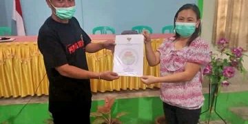 Grace Wauran Terima Penghargaan Kemendes RI Atas Prestasi Penyaluran BLT Terbaik