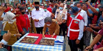 Bersama Herson, Yasti Resmikan Kotaku di Kelurahan Inobonto Satu