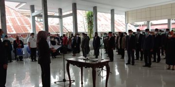 Tatong Bara Lantik 191 Pejabat Struktural dan Fungsional